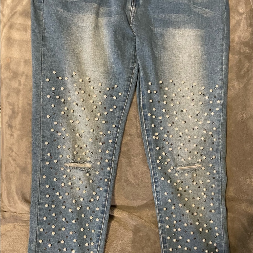 Stylish Blue pearl/ diamond studded ankle Jeans with lots of bling !!!